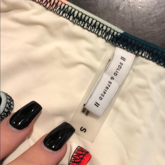 solid & striped bikini - Picture 4 of 5